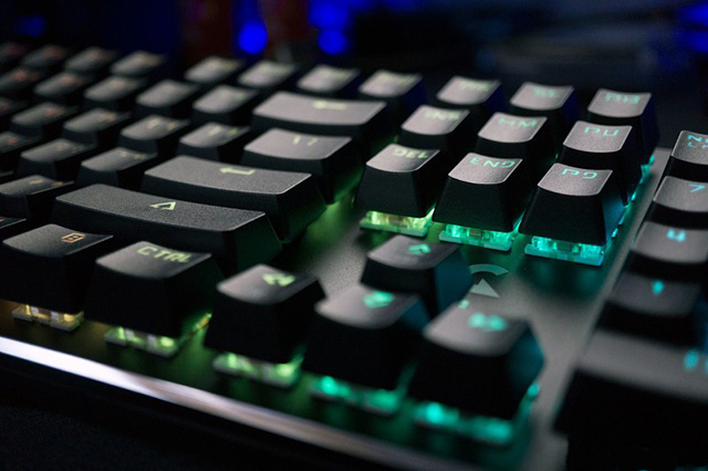 ACGAM AG-109R - tastatură RGB compactă pentru gaming competitiv [REVIEW]