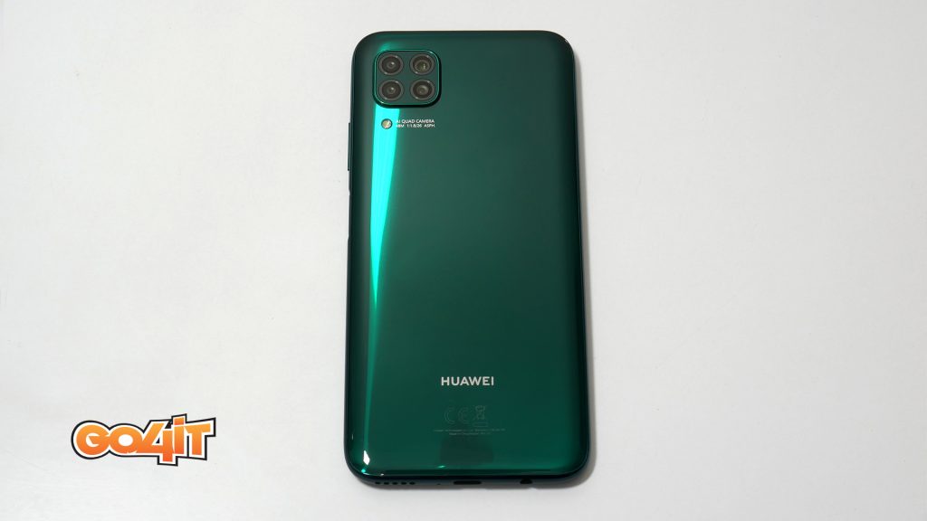 Huawei P40 Lite back center