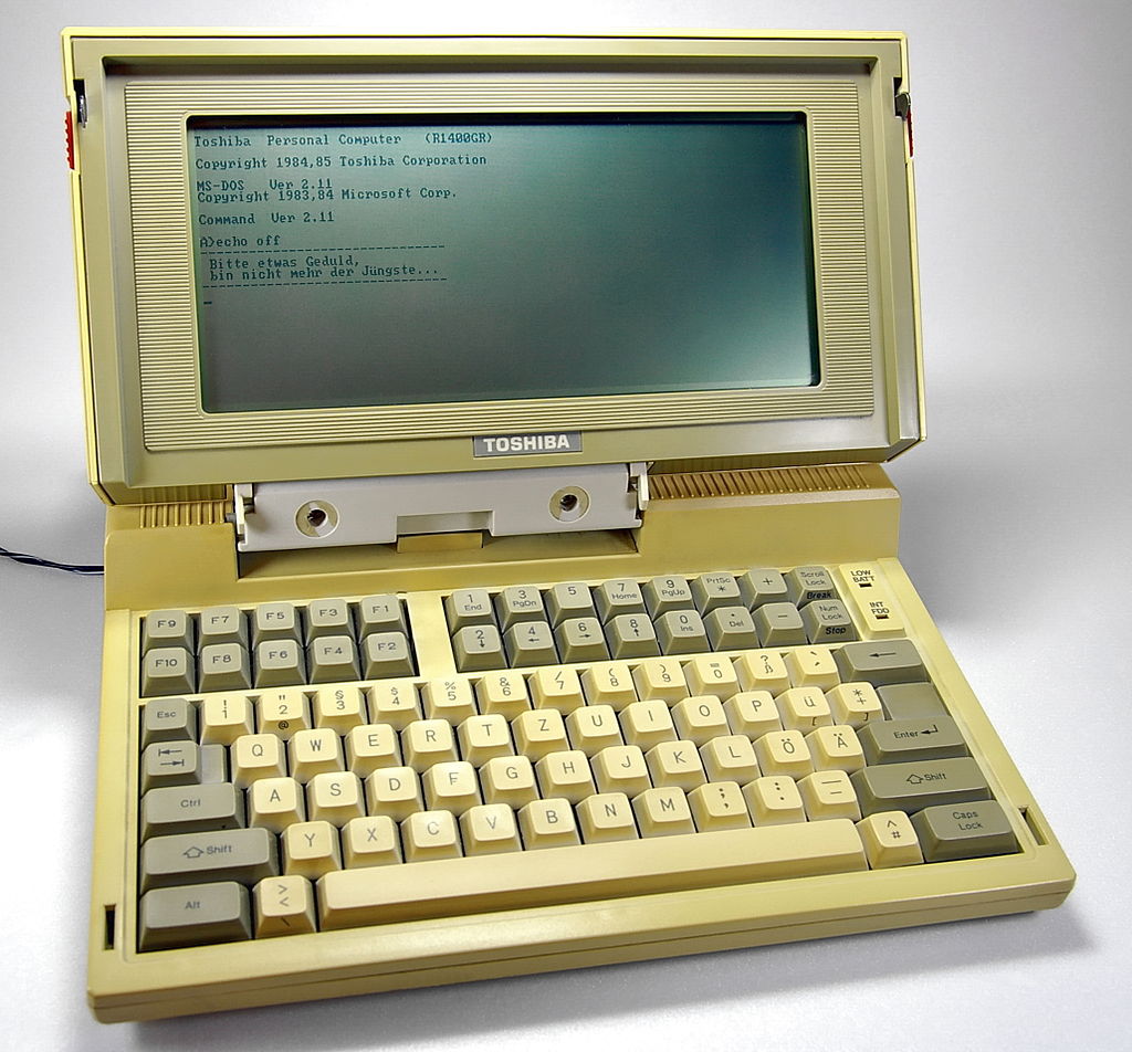 Toshiba nu mai produce laptopuri, după 35 de ani