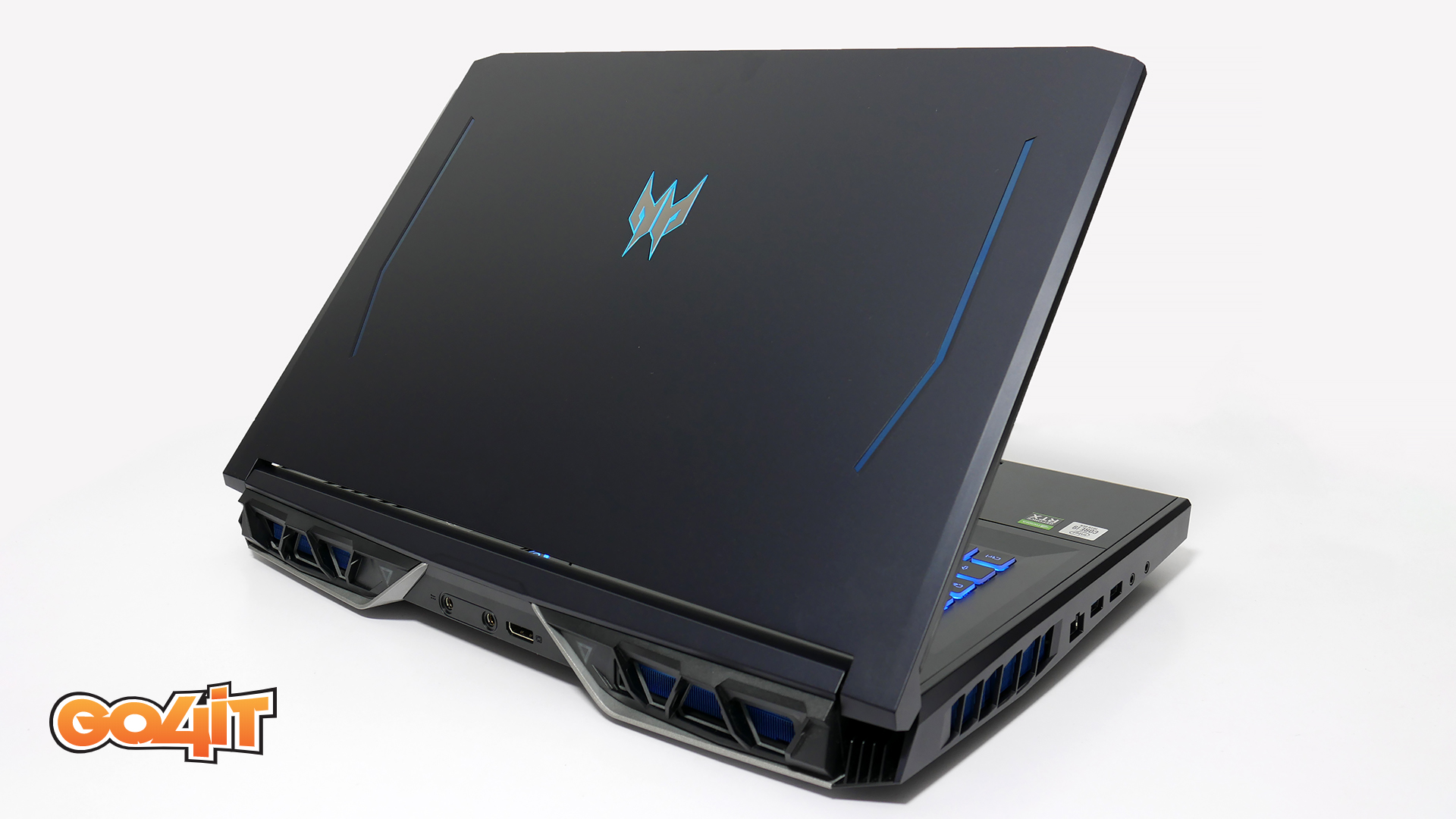 Acer Predator Helios 700 back side