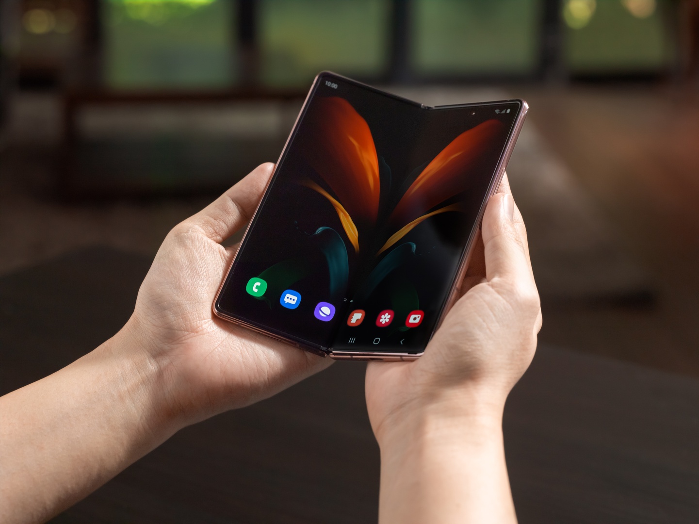 Samsung ar putea controla 80% din piața de telefoane pliabile până la finalul anului