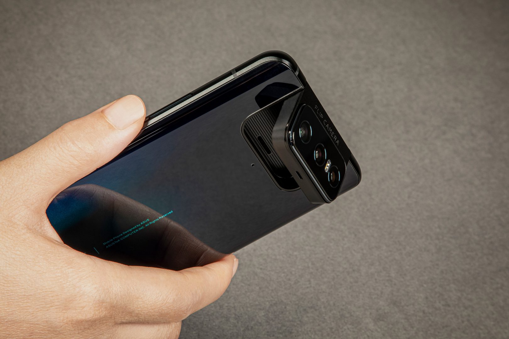 Review ZenFone 7 Pro – Cel mai cool smartphone din 2020 nu e pentru oricine