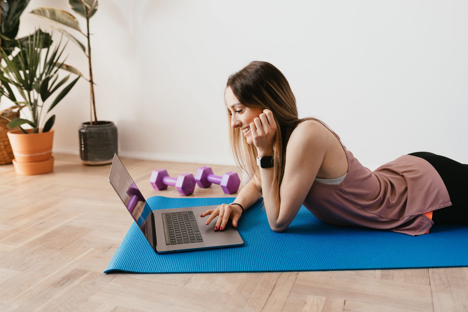 5 gadgeturi „on budget” care îți fac viața mai ușoară