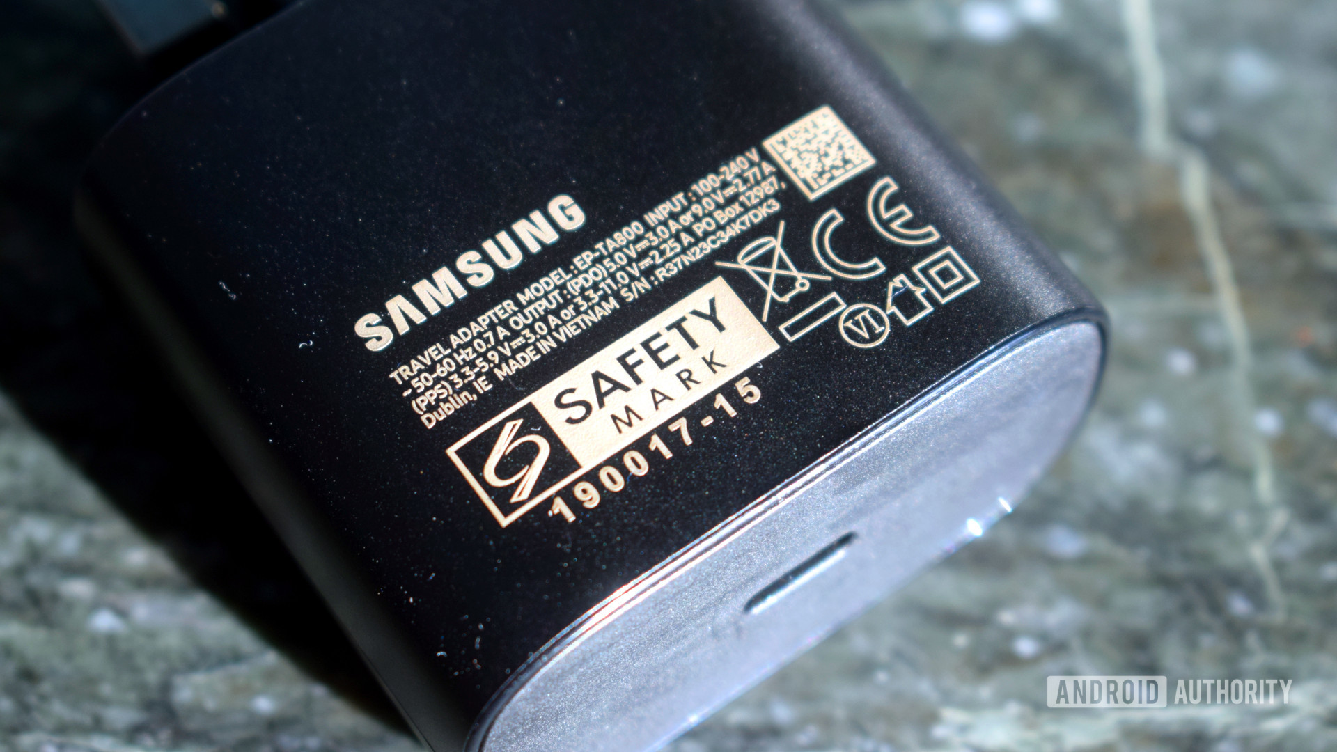 Samsung Will Launch The Fastest Charger To Date Capable Of Delivering Up To 65w Via Usb C Cable Samsung Will Launch The Fastest Charger To Date Capable Of Delivering Up To 65w Via Usb C Cable