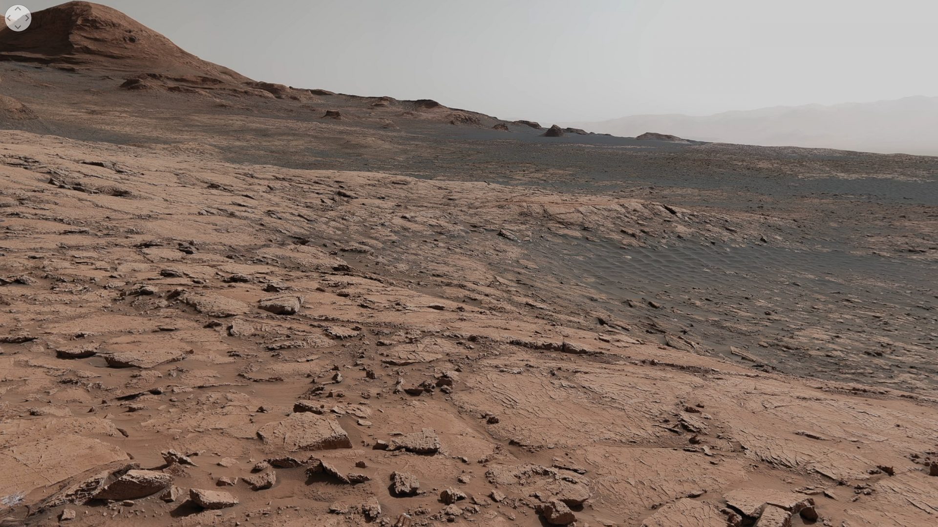 Vezi cum arată planeta Marte din perspectiva rover-ului Curiosity