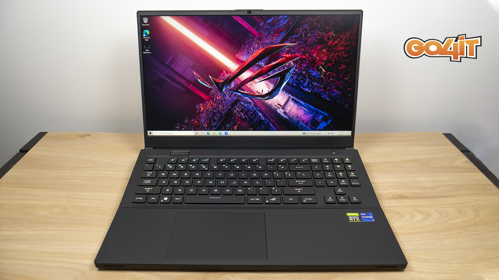 ROG Zephyrus S17 front