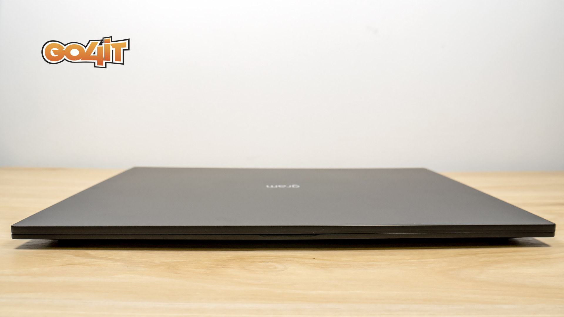 LG Gram 16 front closed