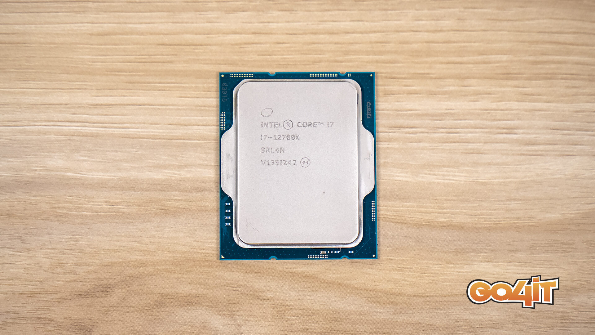 Intel Core i7-12700K center