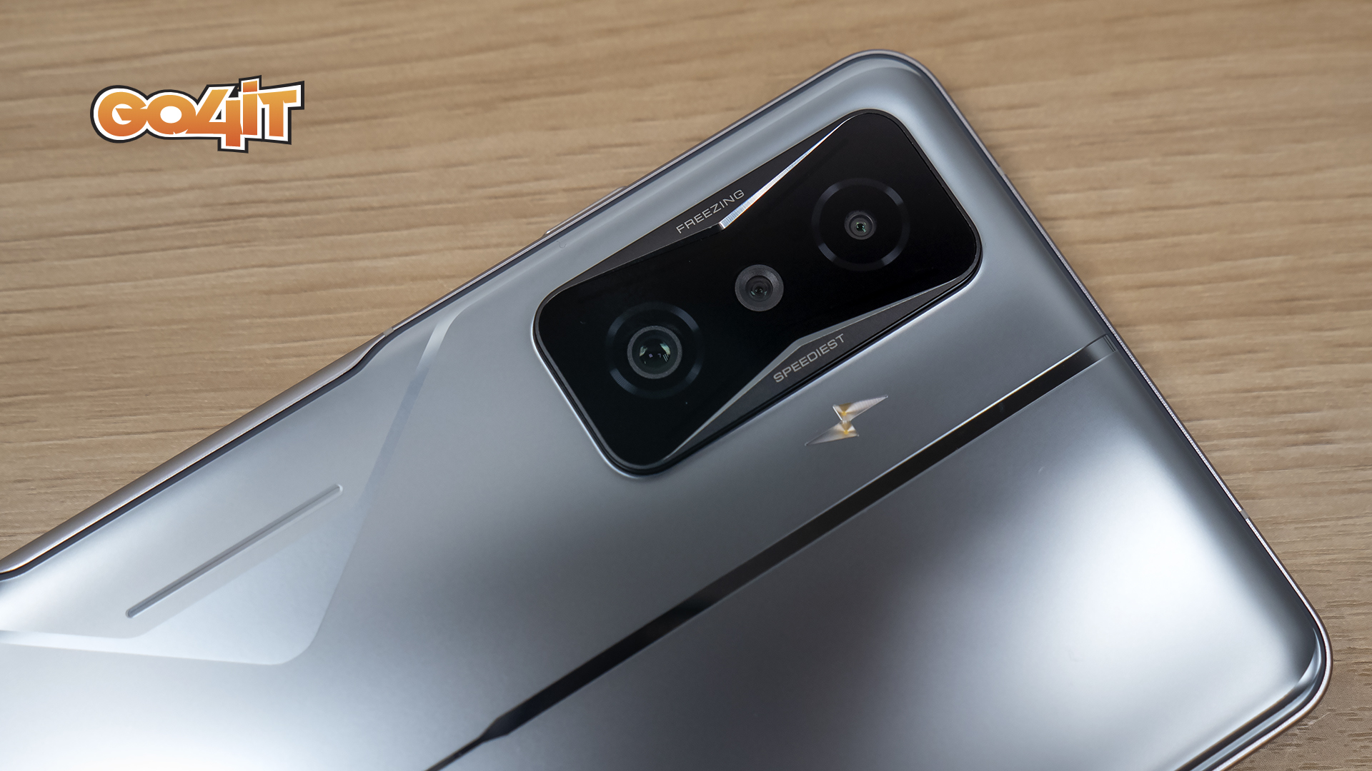 POCO F4 GT camera