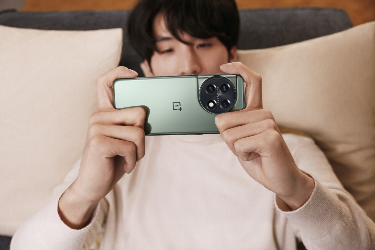 oneplus 11 press green