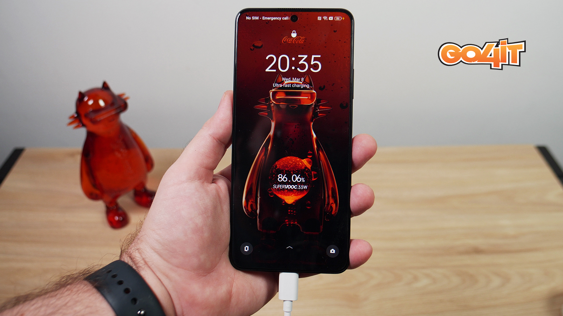 Realme 10 Pro Coca Cola charge