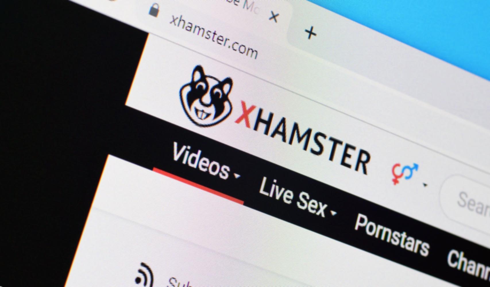 dup-pornhub-acum-i-xhamster-este-obligat-s-tearg-milioane-de