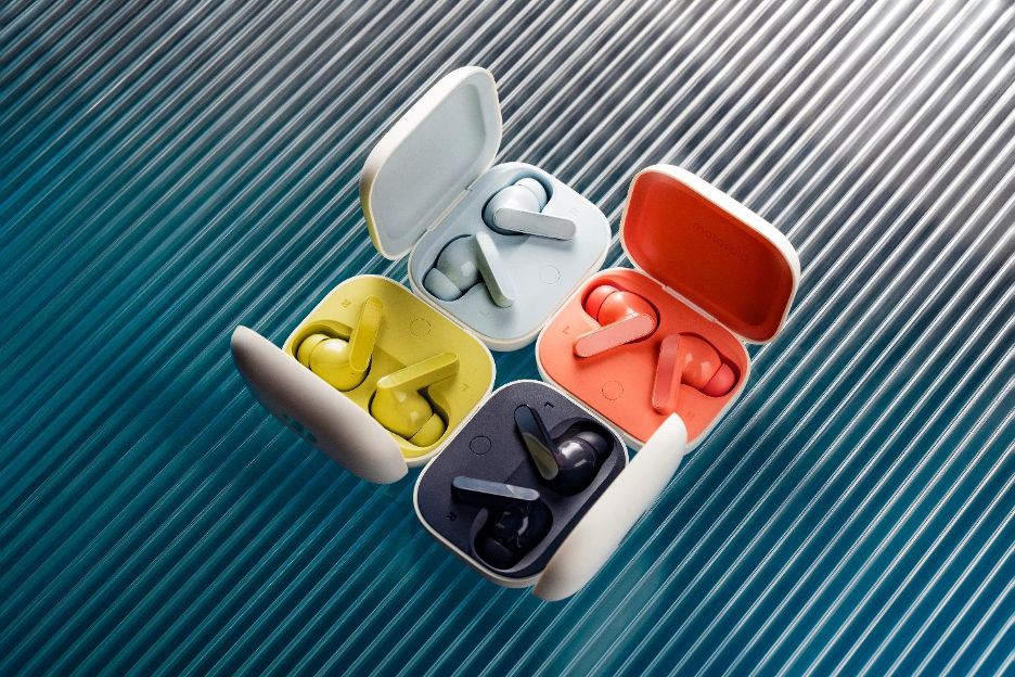 Motorola prezintă noua familie de căști in-ear moto buds