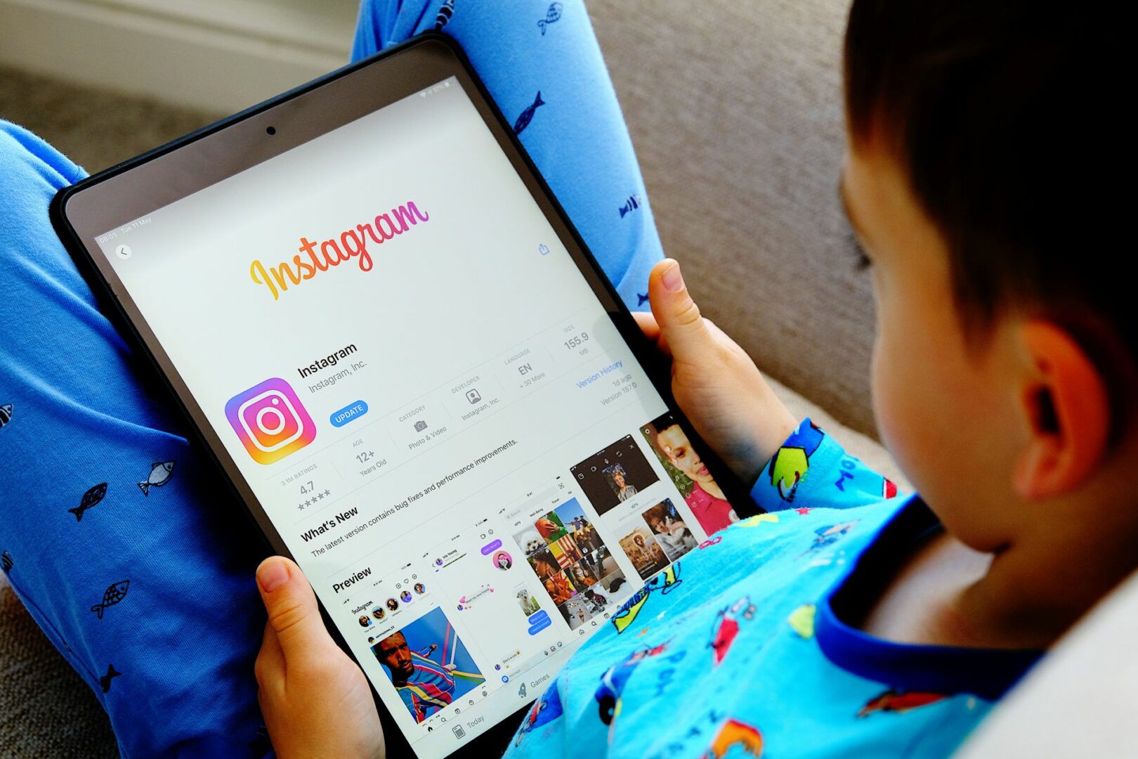 Instagram lansează aplicația nativă mult așteptată pentru iPad, aducând Reels și funcții noi direct pe ecranul tău mai mare!