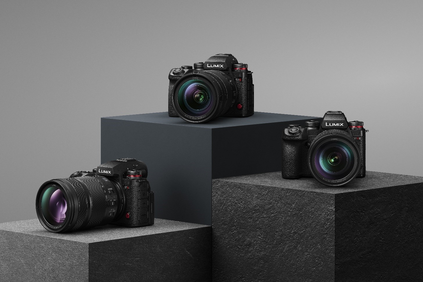 Descoperă LUMIX S1II și LUMIX S1IIE, inovații ce impulsionează creativitatea și performanța fotografică!