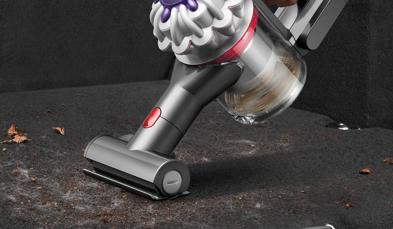 Motor de 110.000 rpm și sistem de filtrare Dyson pentru o curățenie impecabilă