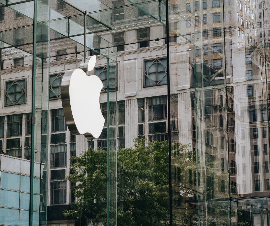 Codul beta iOS 18.6 sugerează un nou Apple Home Hub cu ecran, software în dezvoltare și funcții Siri personalizate blocând lansarea până în 2025