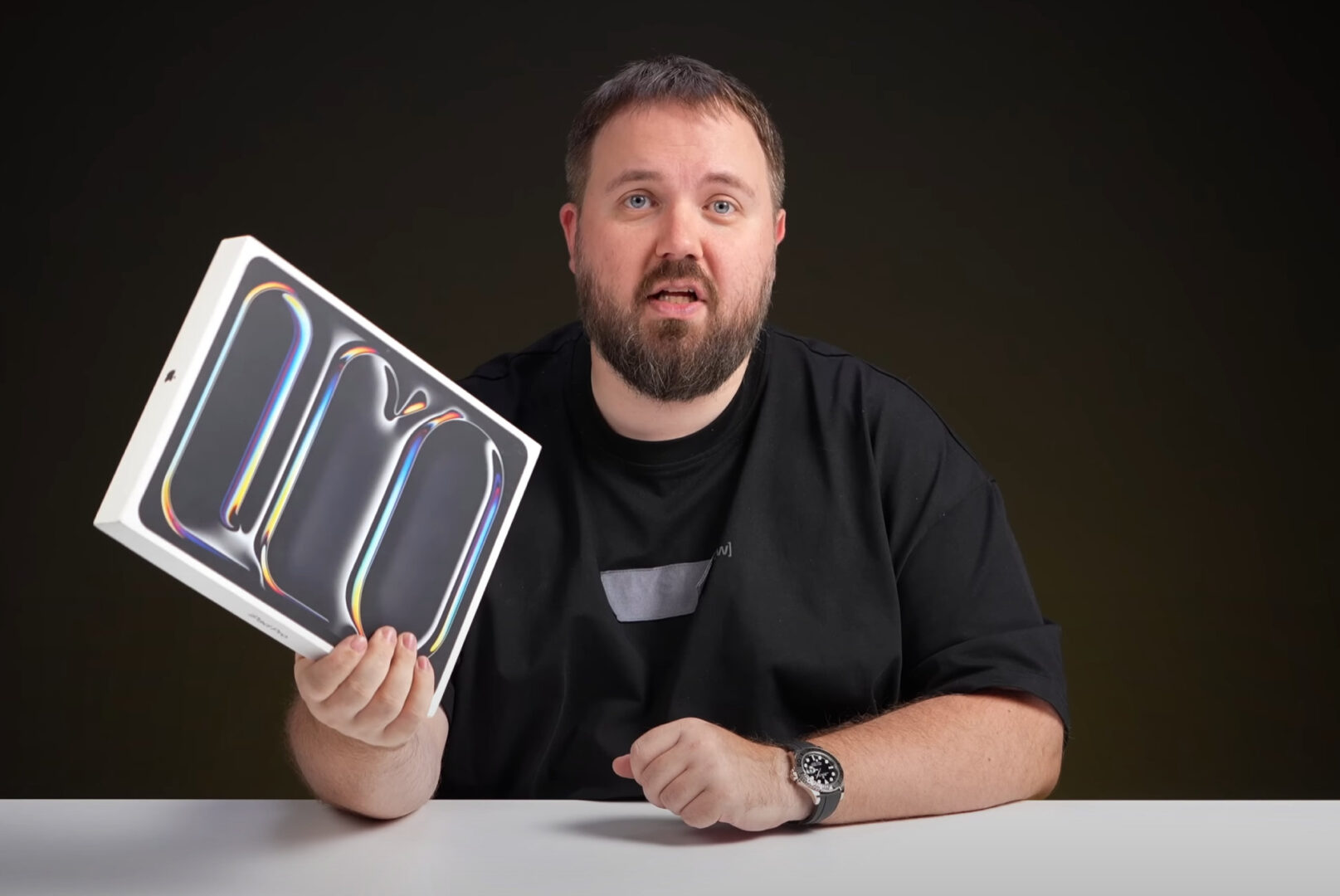 Primele detalii despre iPad Pro cu cip M5, model dezvăluit printr-un clip rusesc tradus de YouTube, încă neanunțat oficial de Apple