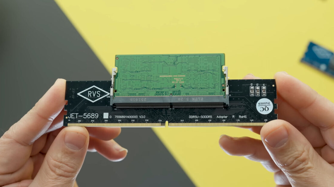 Adaptoare memorie RAM