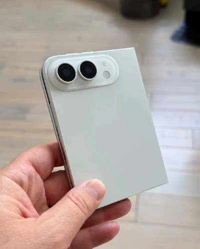 iPhone Ultra