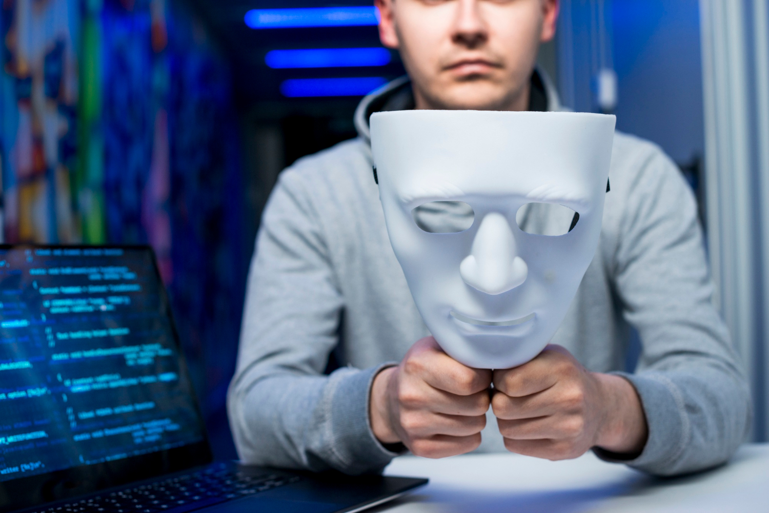 Cum poți depista rapid conținutul deepfake: Ghidul DNSC pentru identificarea manipulărilor AI