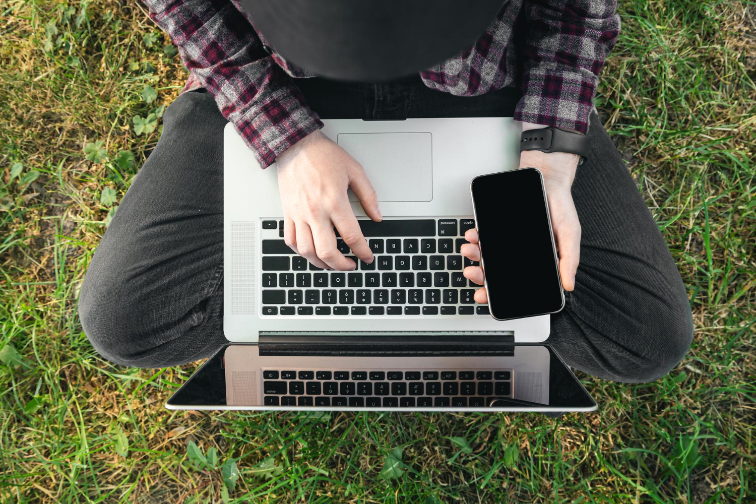 Este sigur să folosești un încărcător USB-C de laptop la telefon?