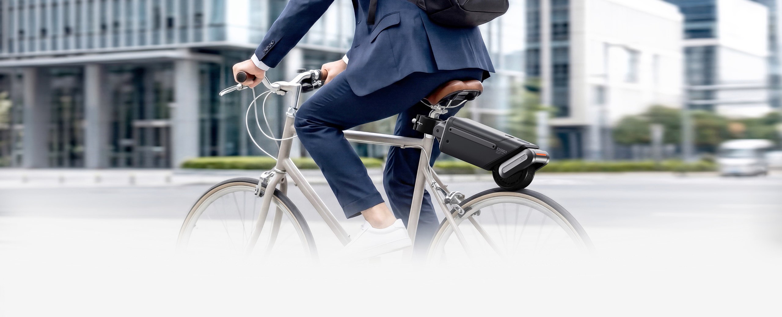 ASUS lansează un dispozitiv care poate transforma aproape orice bicicletă într-o bicicletă electrică