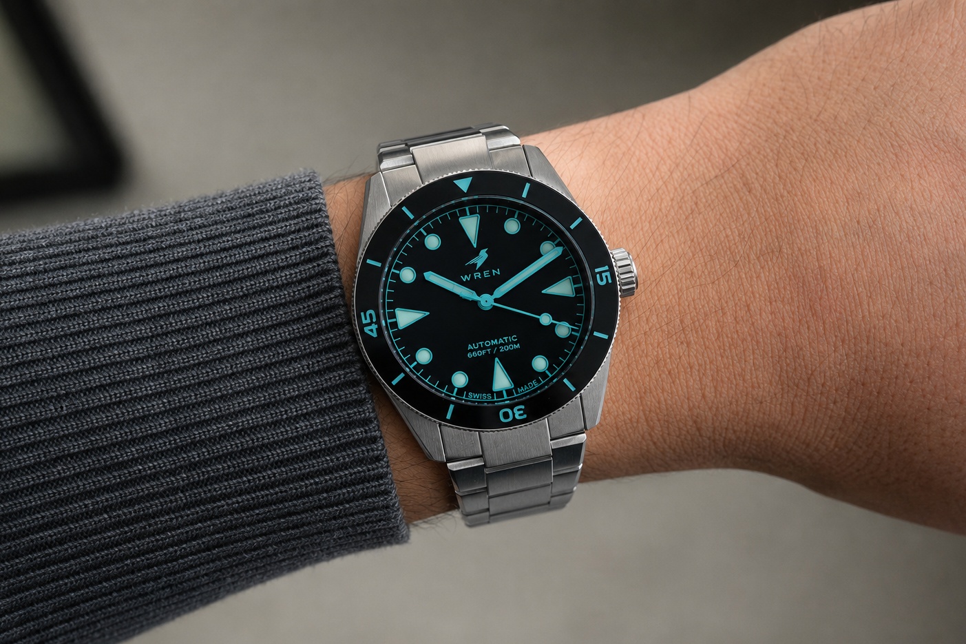 Wren lansează Diver One Abyss, un ceas de scufundări cu cadran ultra-negru care absoarbe 99,4% din lumină