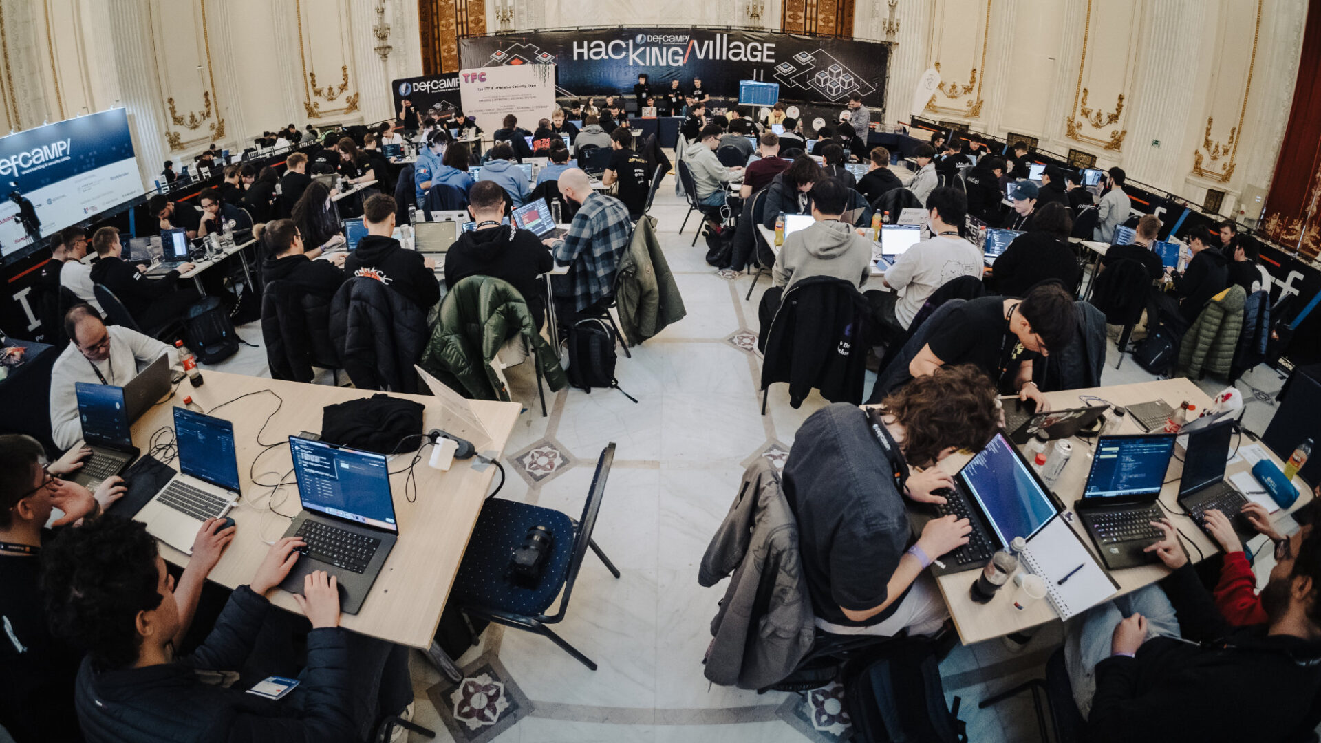 Cea mai mare conferință de cybersecurity din Europa de Est va avea loc în România, la Palatul Parlamentului