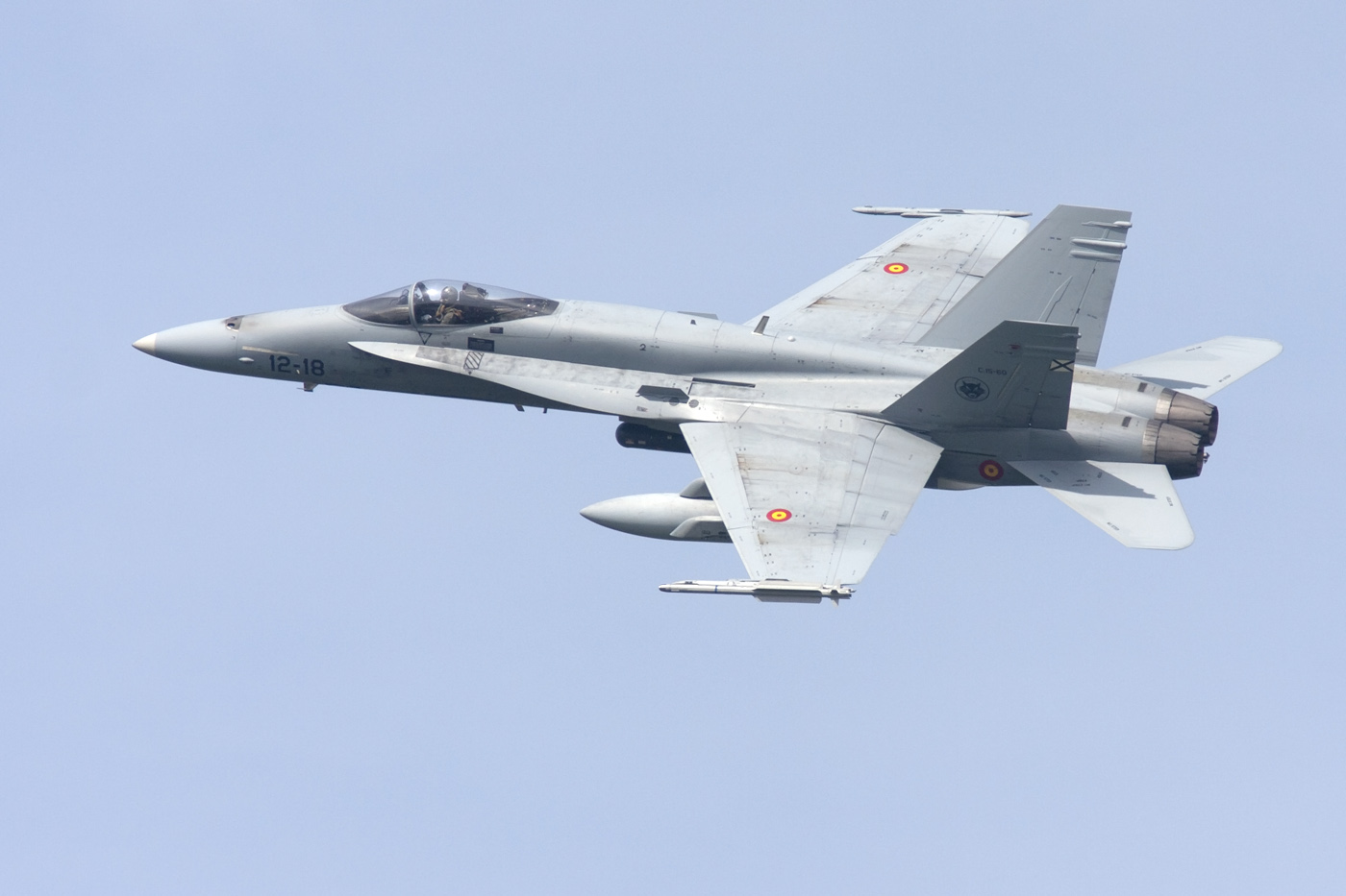Alerte „Alpha Scramble” la Mihail Kogălniceanu: Cum interceptează avioanele F-18 spaniole dronele intrate în spațiul aerian românesc