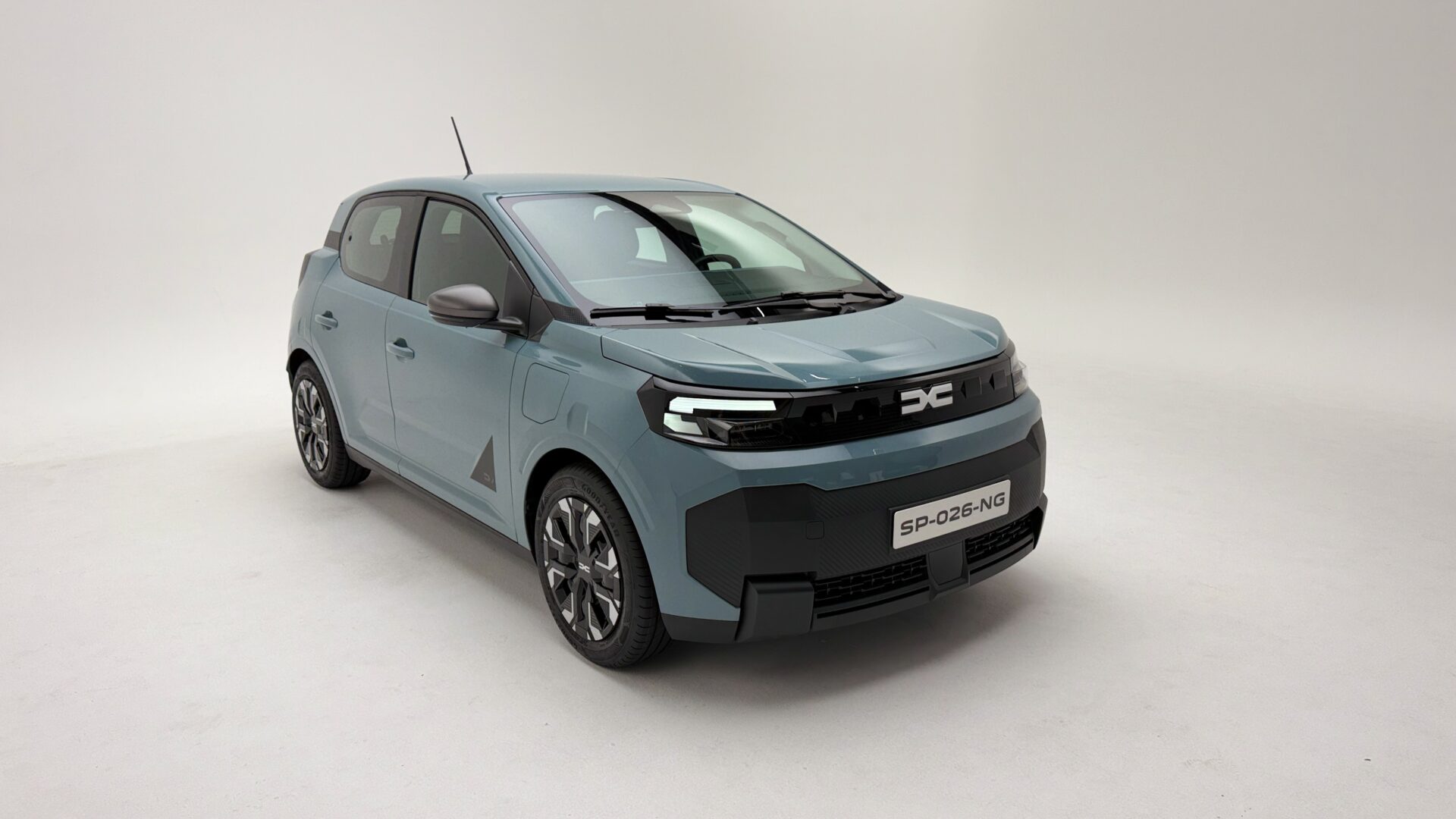 Am văzut noua Dacia Spring la Paris. Iată 10 lucruri despre generația a doua: autonomie, baterie, 80 CP, încărcare, dotări și prețuri așteptate