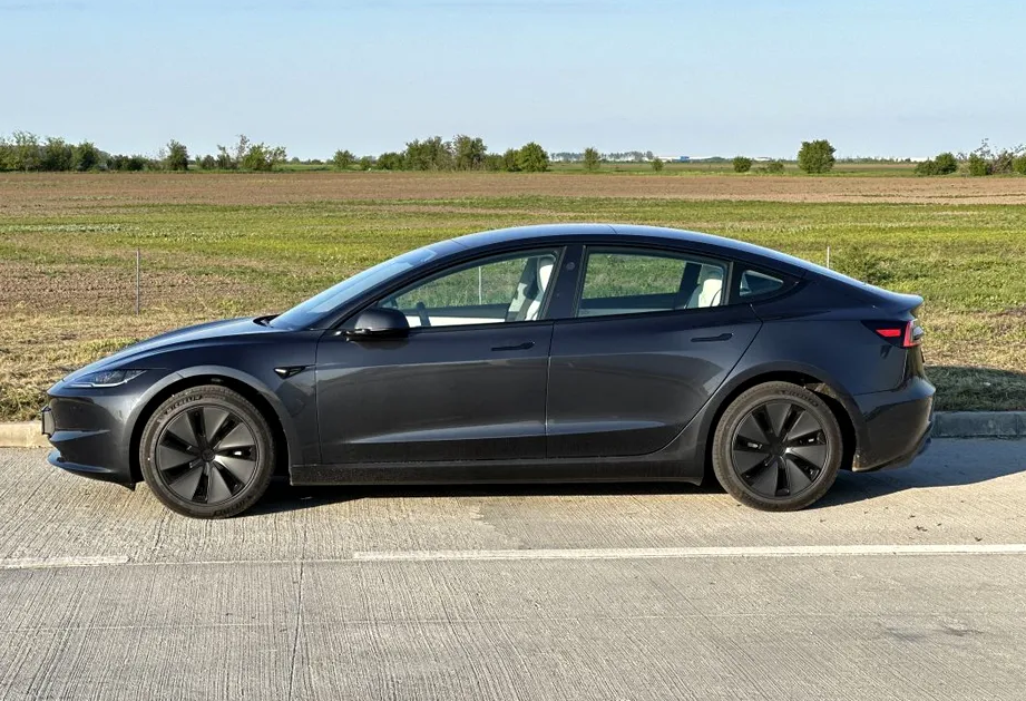 FSD (Supervised) este disponibil în cinci state UE, iar Tesla pregătește următoarea etapă