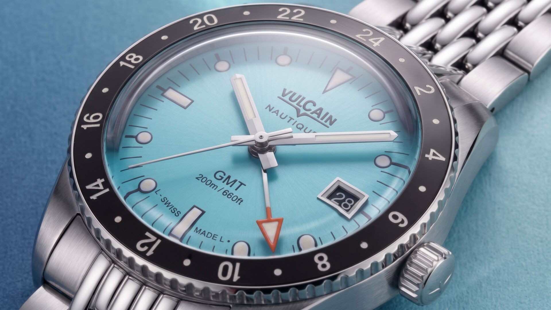 Vulcain reinventează ceasul vintage de scufundări: noua colecție Skindiver Nautique GMT mizează pe nuanțe pastelate și ediții strict limitate