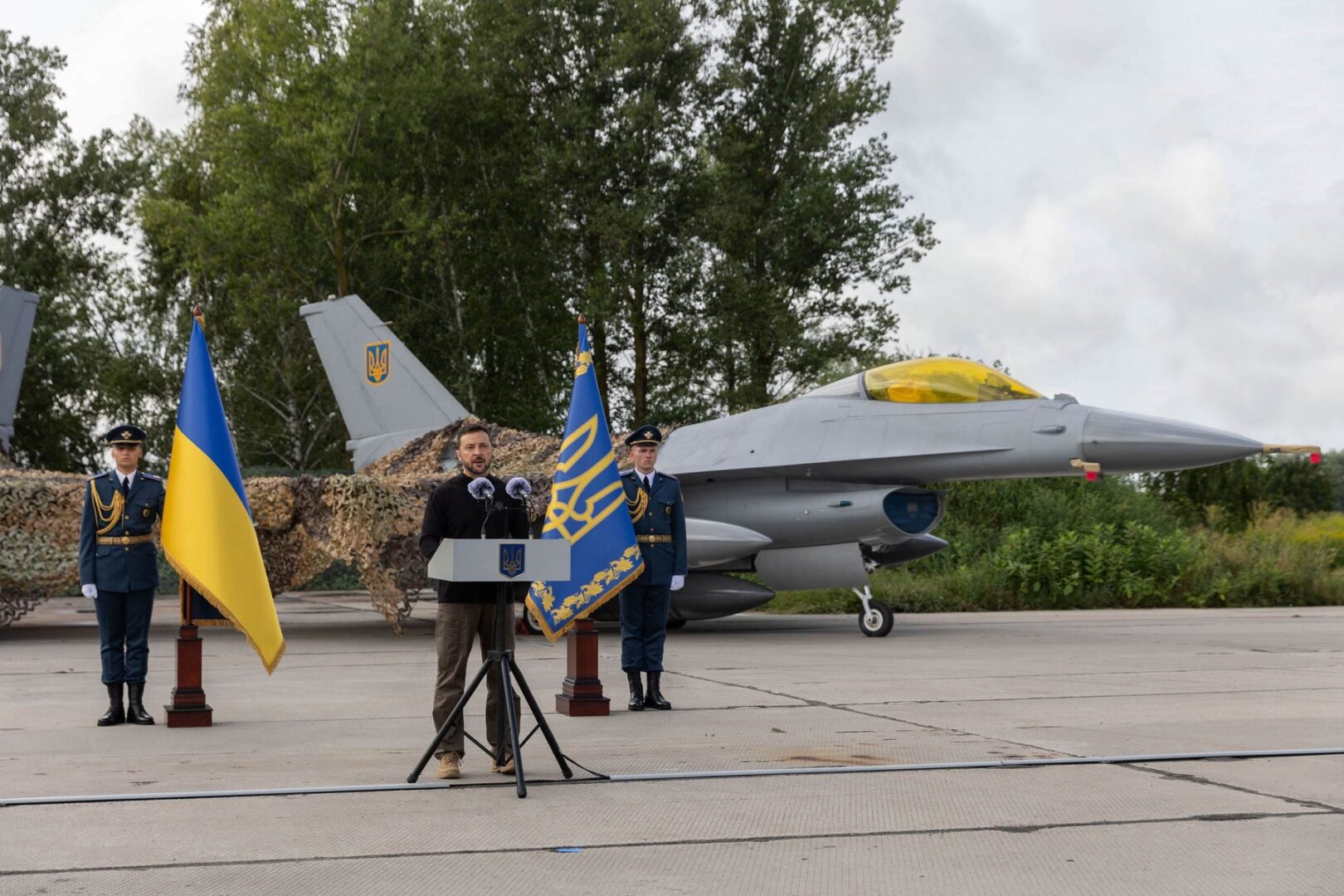 Flota de avioane de vânătoare a Ucrainei s-a orientat discret către Occident: avioanele F-16 și Mirage sunt acum mai numeroase decât cele sovietice
