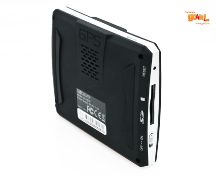 GoClever 3535 - slotul pentru carduri SD