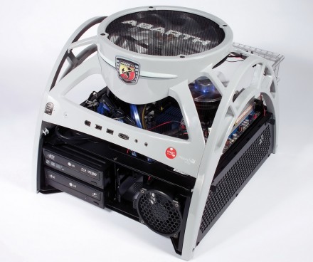 Fiat Abarth Powerplay Extreme - bazat pe Intel Core i7
