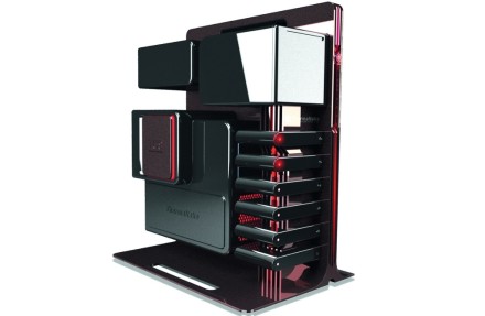 Thermaltake Level 10, creata de BMW DesignworksUSA