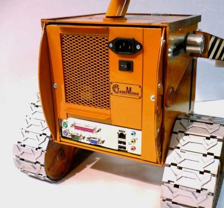 WALL-E funcţionează cu Atom. Intel Atom! WALL-E funcţionează cu Atom. Intel Atom!
