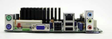 Intel D410PT - răcire pasivă; lipseşte ieşirea video digitală Intel D410PT - răcire pasivă; lipseşte ieşirea video digitală