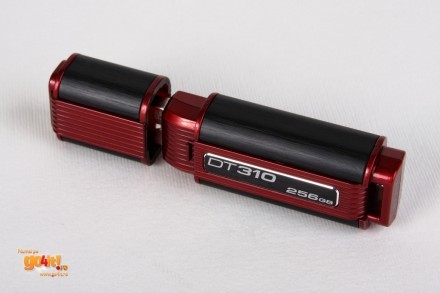 Kingston DataTraveler 310 - nu se remarcă prin dimensiuni