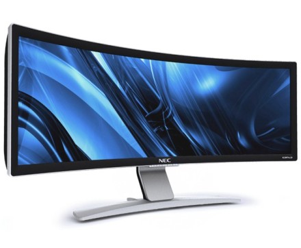NEC CRV43, ecranul panoramic curbat de 43