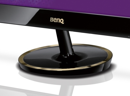 BenQ VW2420H - piciorul cu banda aurie BenQ VW2420H - piciorul cu banda aurie