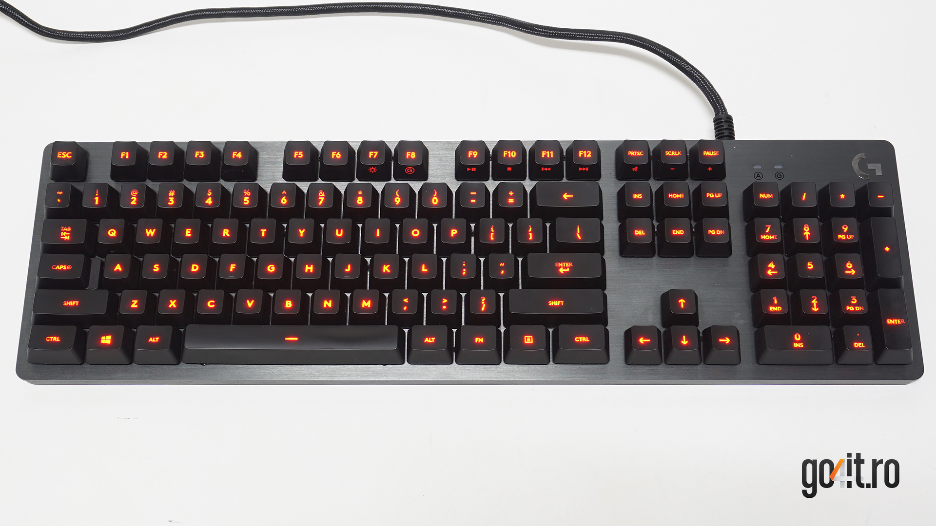 Logitech G413