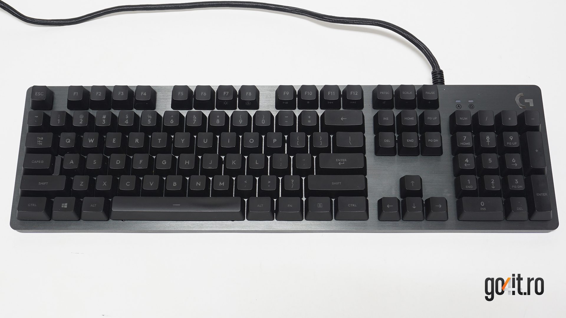 Logitech G413