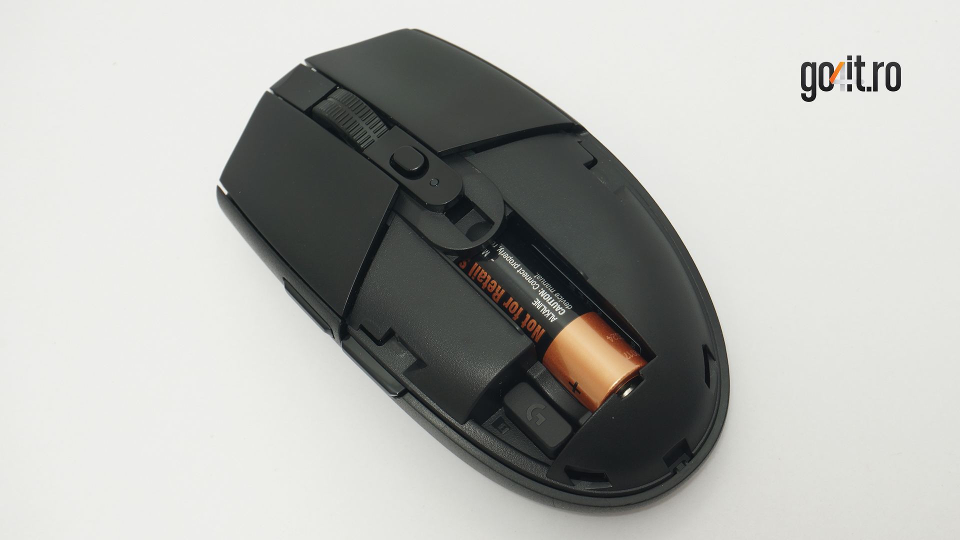 Logitech G305