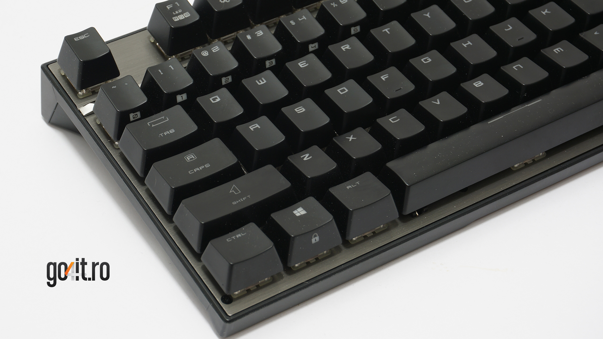 MSI VIGOR GK70