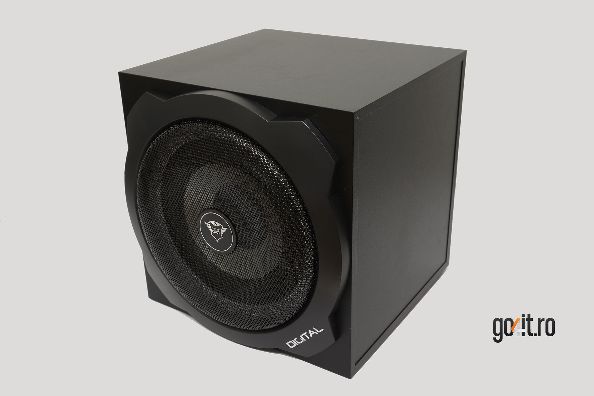 Trust GXT 668 Tytan 2.1