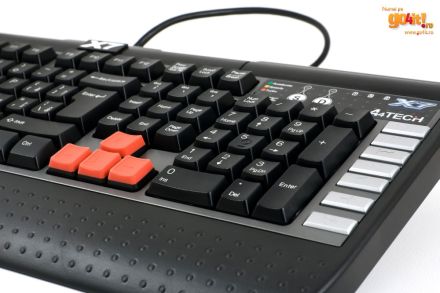 Tastatura A4Tech X7 G800 - butoanele multimedia
