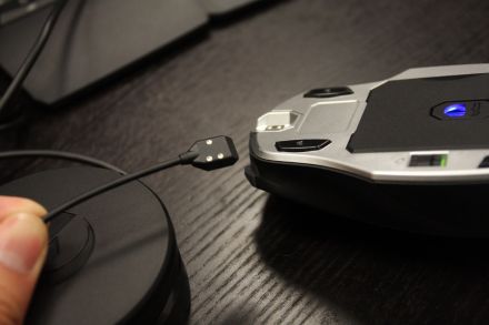 Microsoft SideWinder X8 cu tehnologia Blue Track