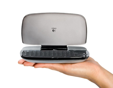 Logitech diNovo Mini, un kit wireless care încape în palmă